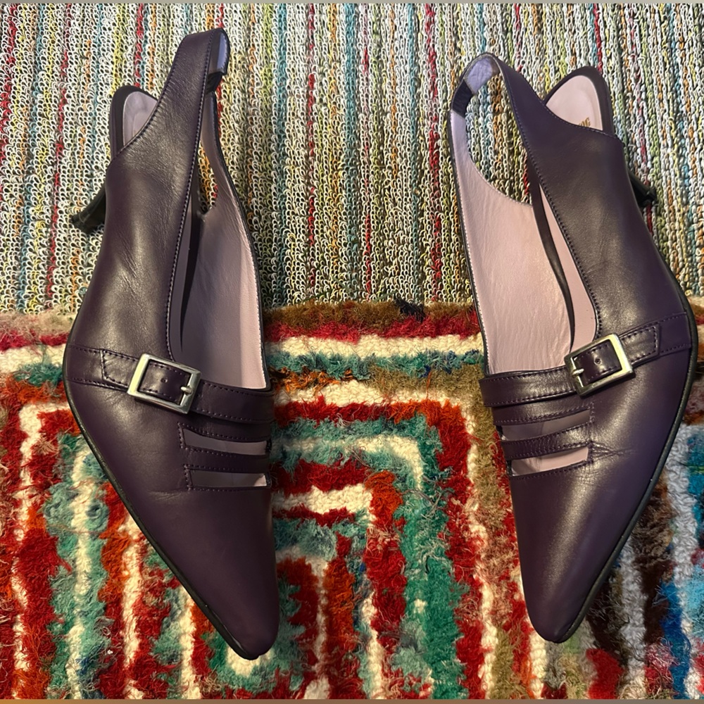Fluevog VINTAGE EXCELLENT purple pointy slingback heel w/ cutouts & buckle - 9.5 - Picture 7 of 16